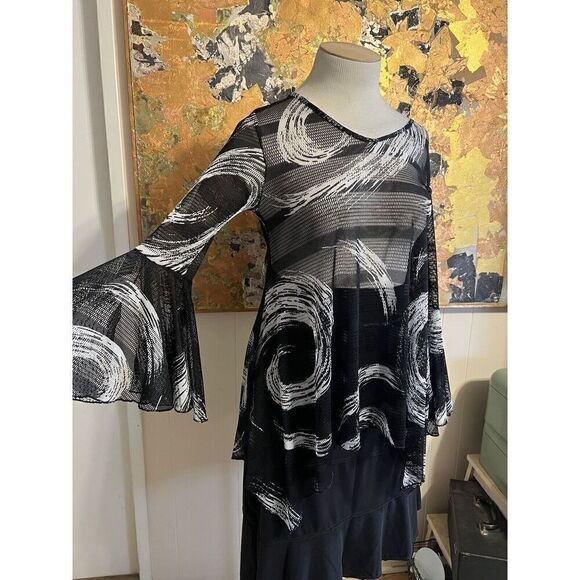 Dor Dor Couture Womens Medium Sheer Tunic Top Bell Sleeve Mesh Black White Swirl - Picture 1 of 9